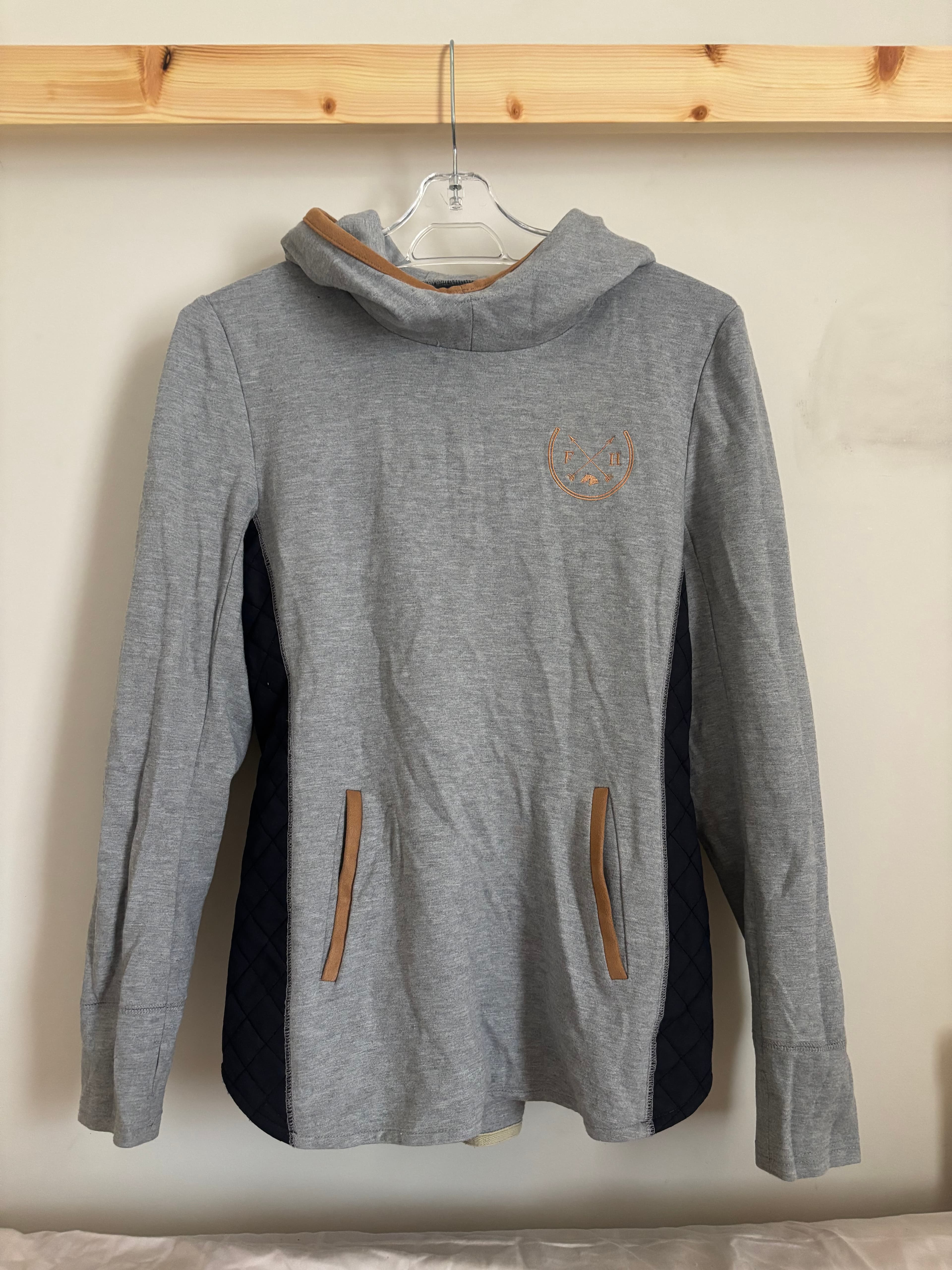 Foxtrott Jumper — image 1