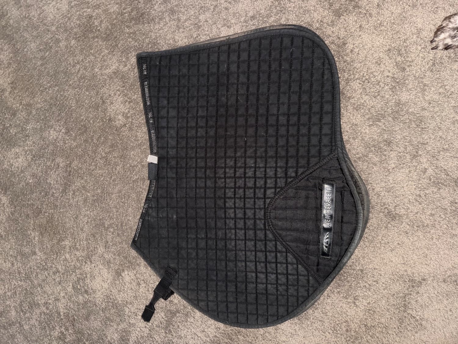 Weatherbeeta saddle pad — image 1