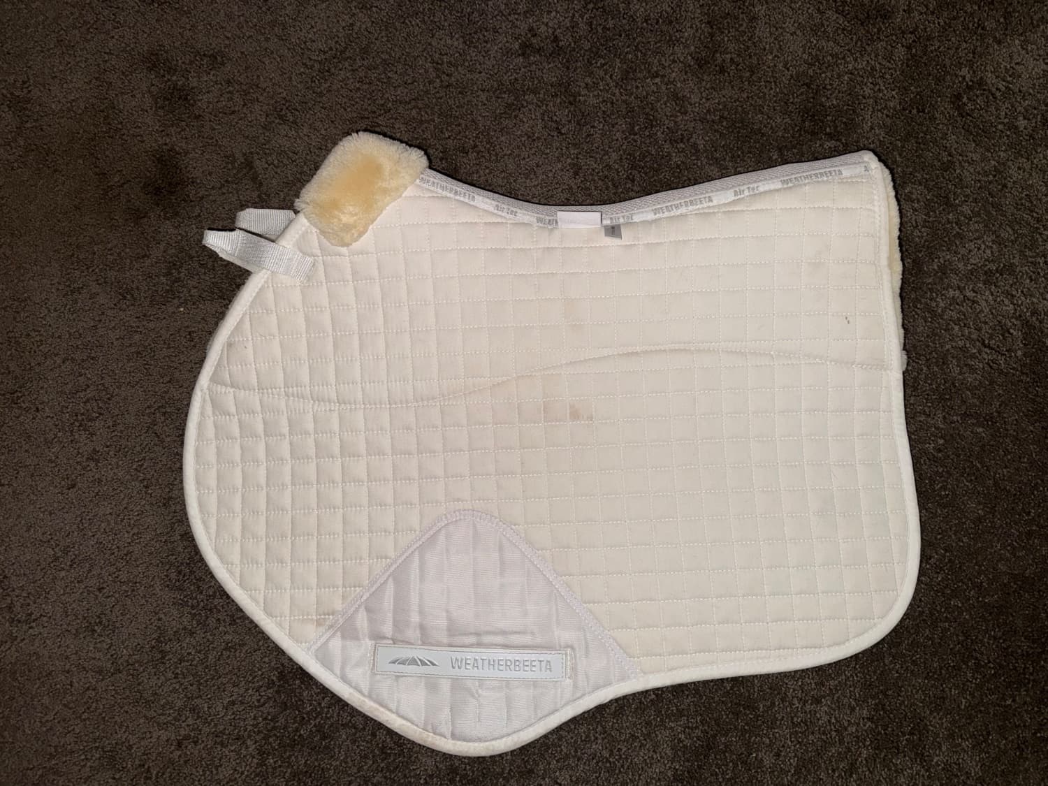 Wool lined Weatherbetta jump pad — image 1