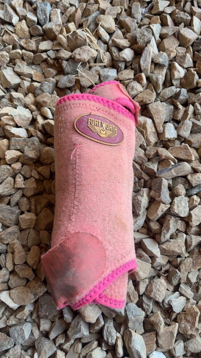 SMALL Fortworth sport boots RRP$100 — image 1