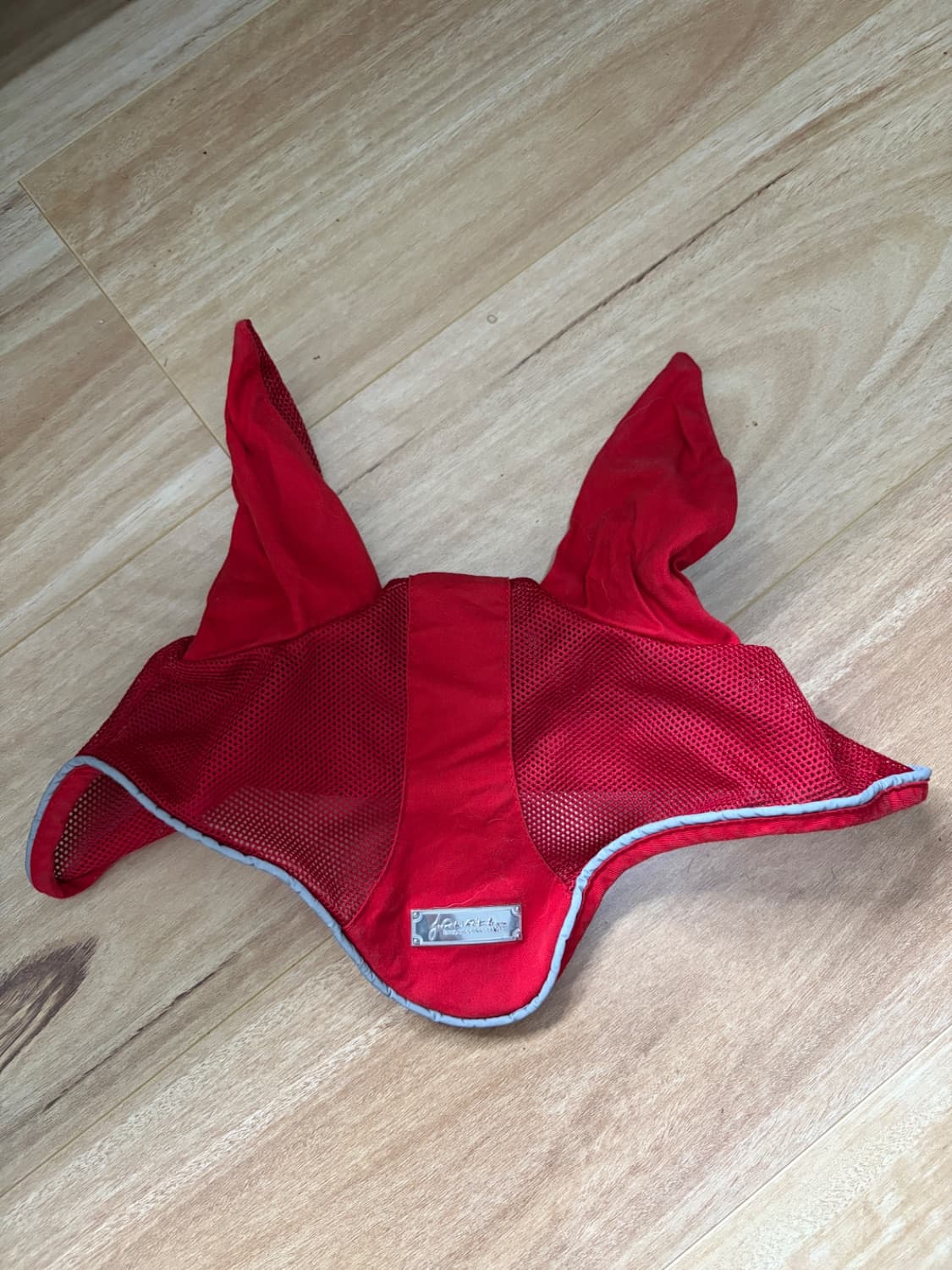 John Whitaker Red Ear bonnet — image 1