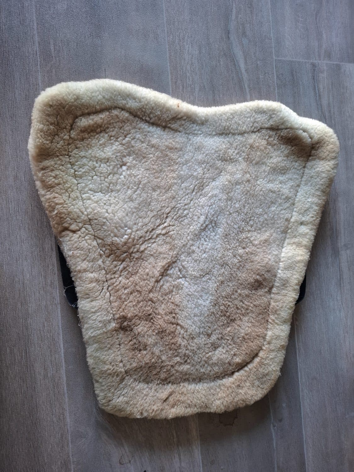 Pony sheepskin Numnah — image 1