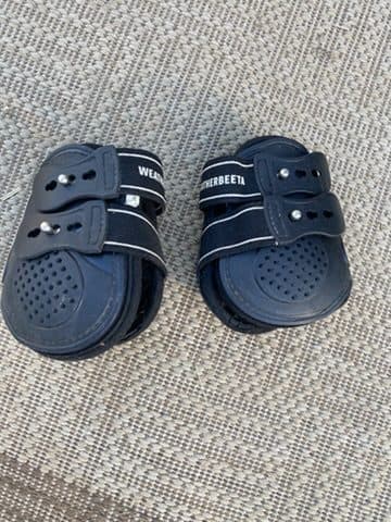 Weatherbeeta hind jump boots - COB — image 1