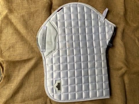LeMieux Loire white saddle pad