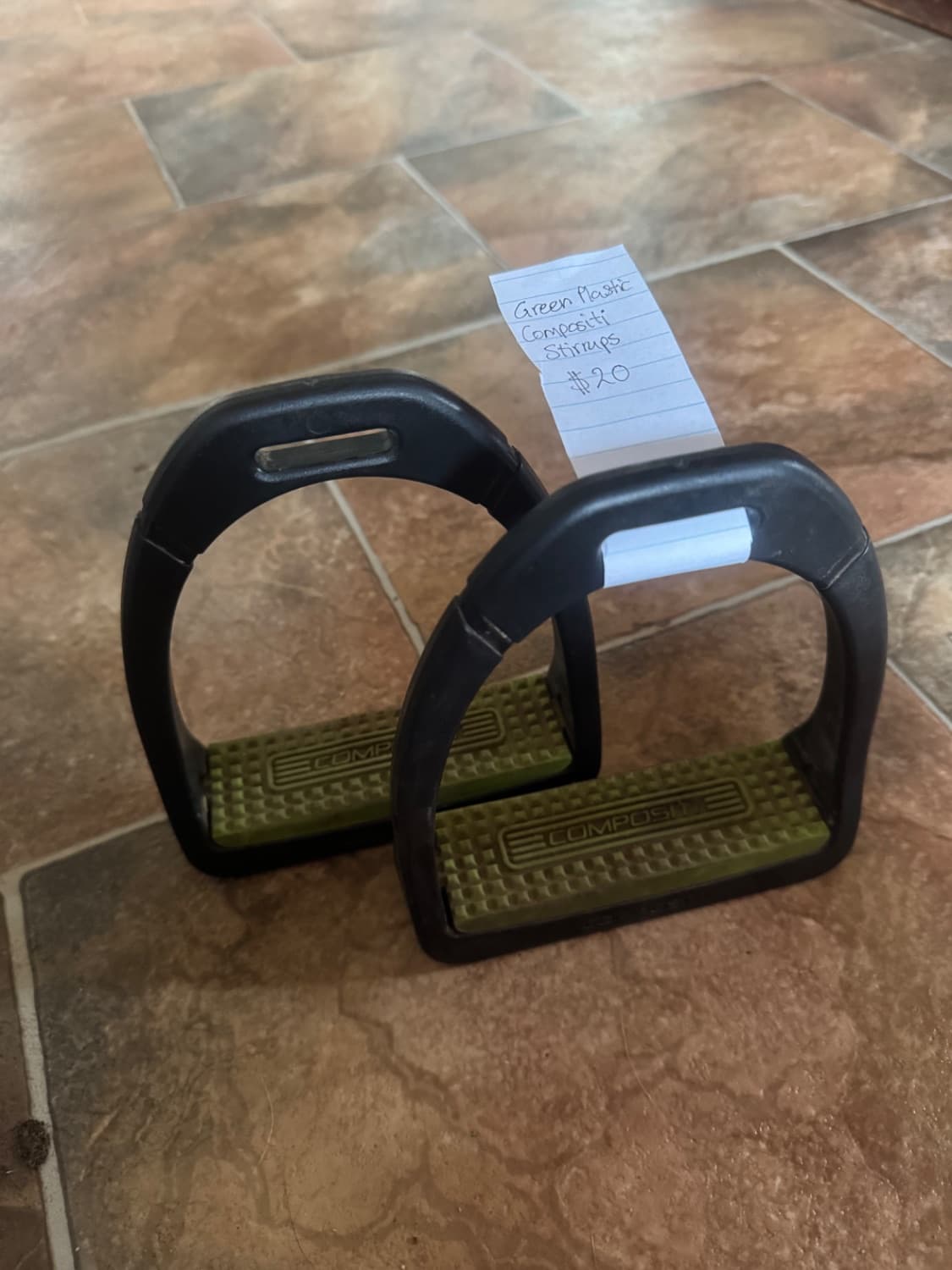 Compositi stirrups green — image 1