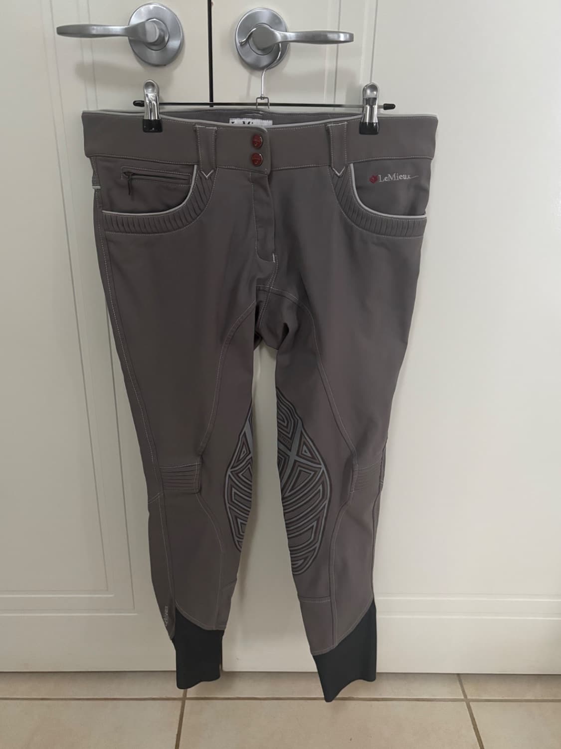 Lemieux Knee Grip Breeches Size 12 — image 1