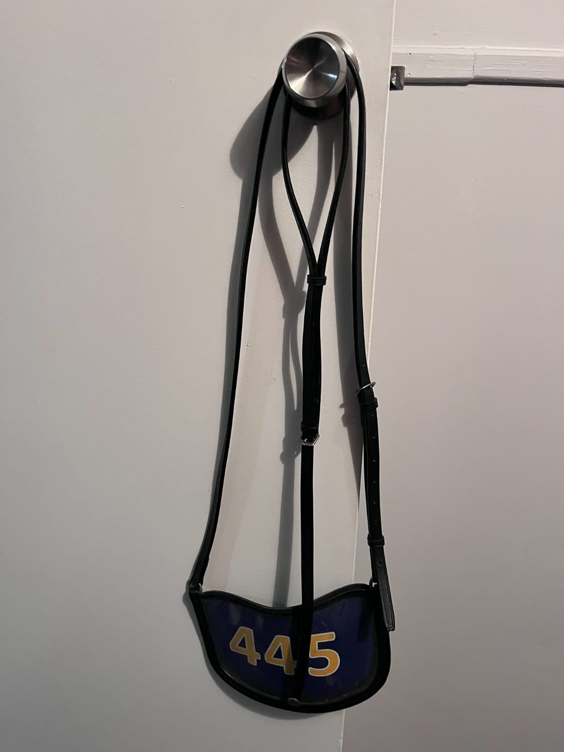 Black leather number holder — image 1