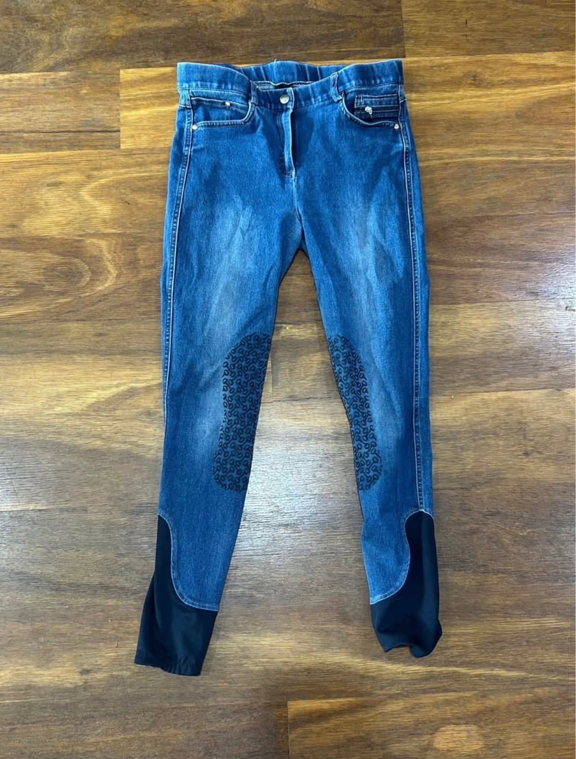 Breeches — image 1