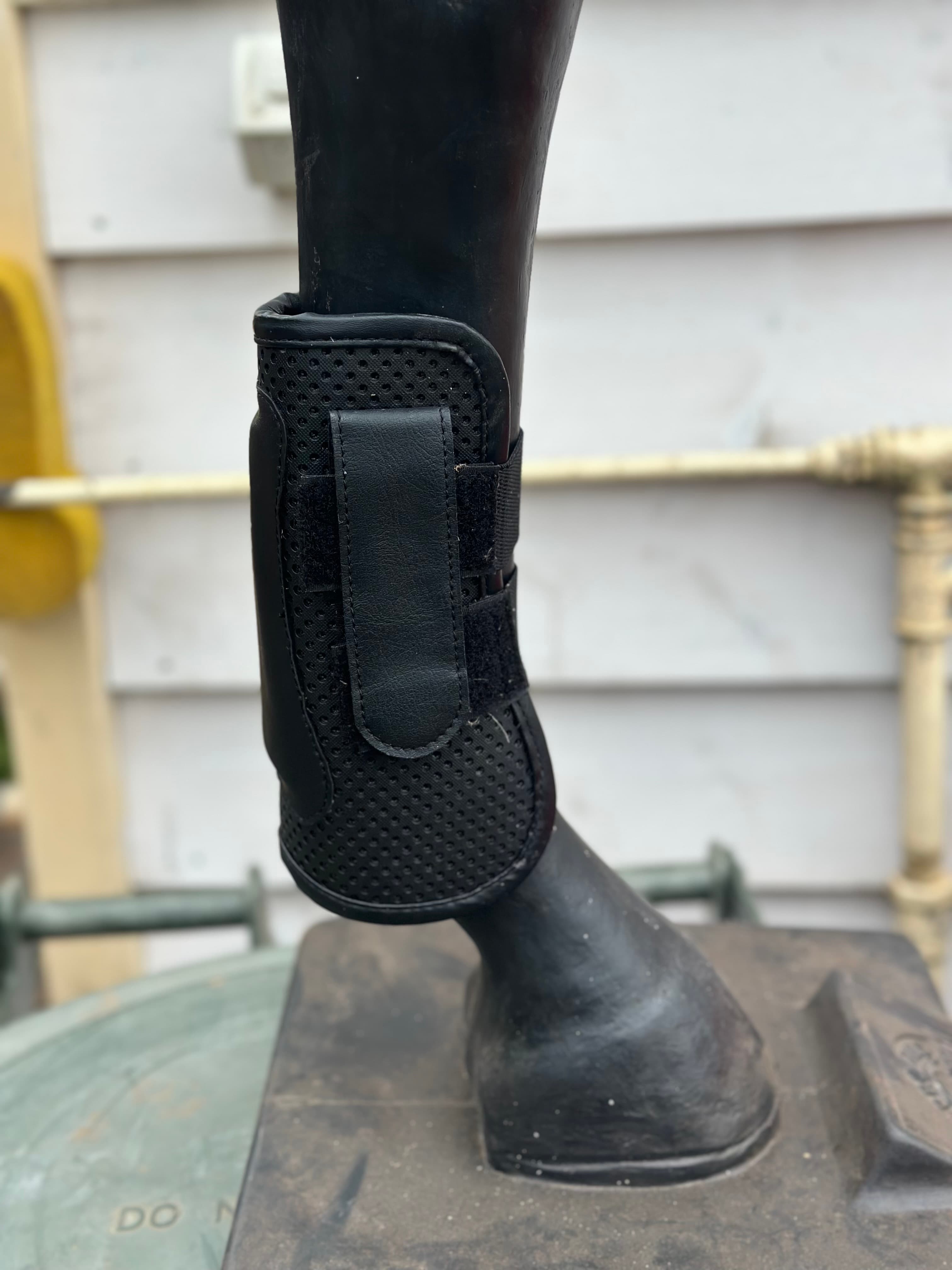 Tendon Boots — image 1