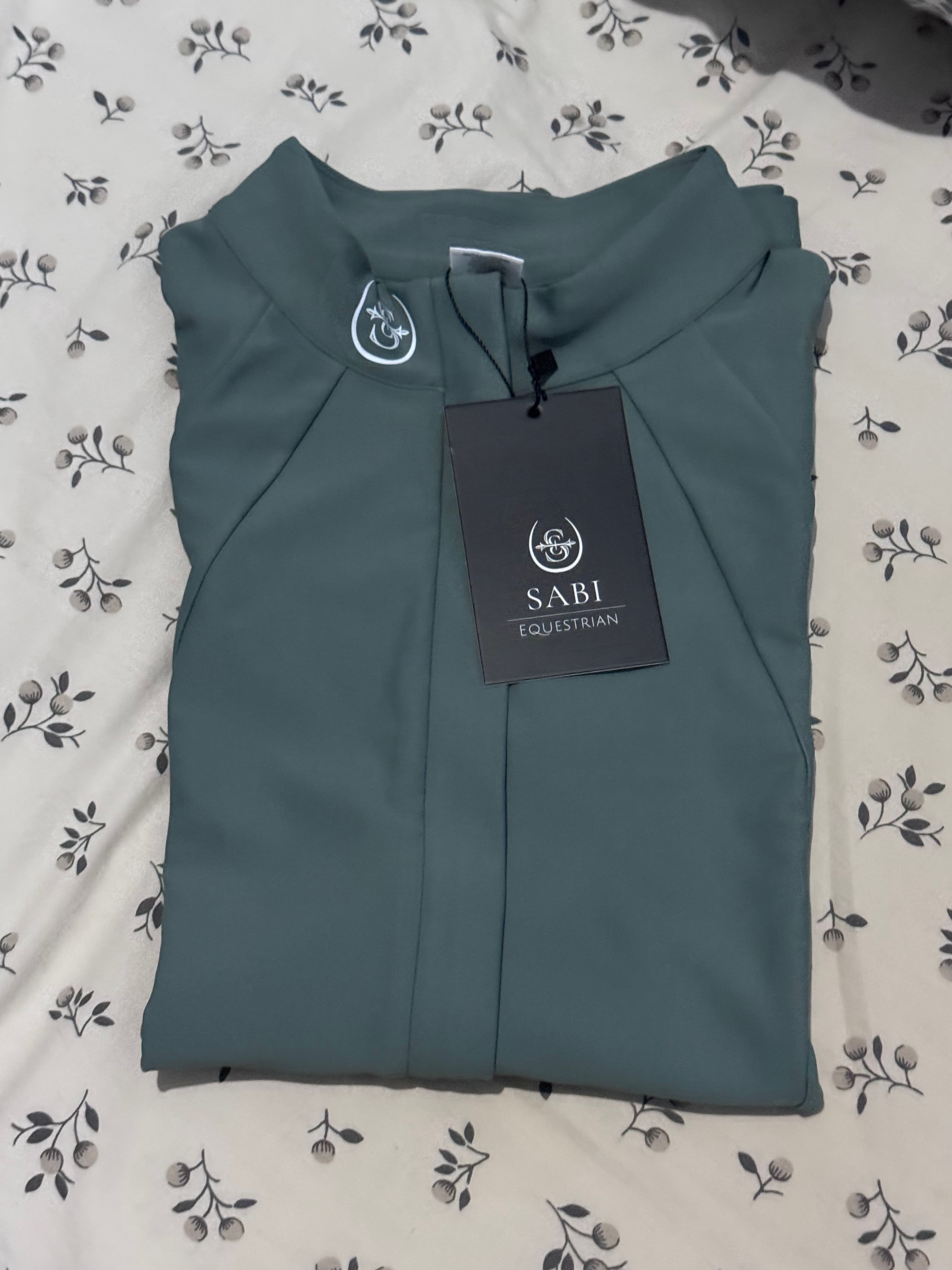 SABI EQUESTRIAN Limited Edition Sleeveless Paradigm Design Base Layer: Viridescent Sage — image 1