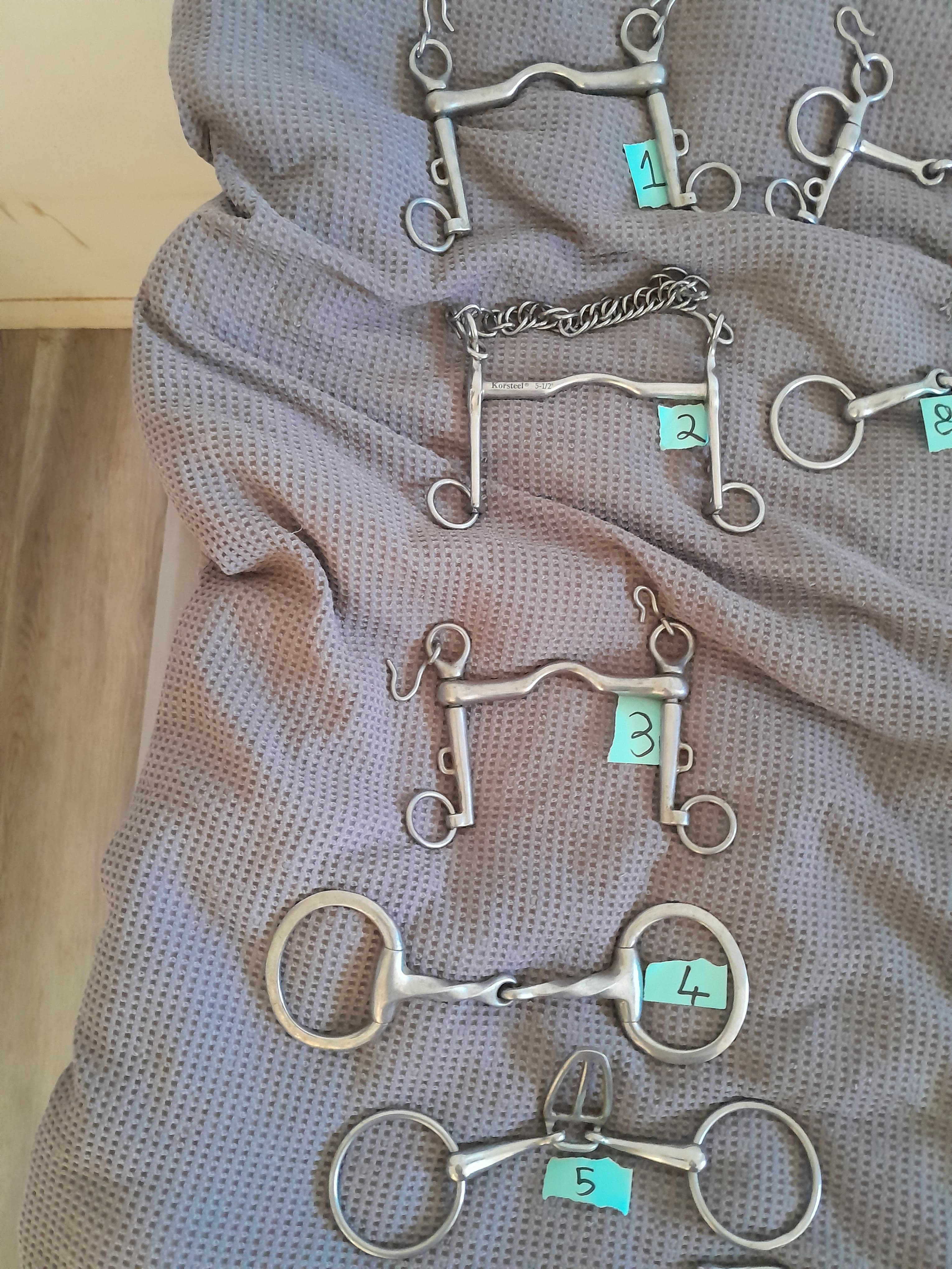 Silver bits more details below — image 1