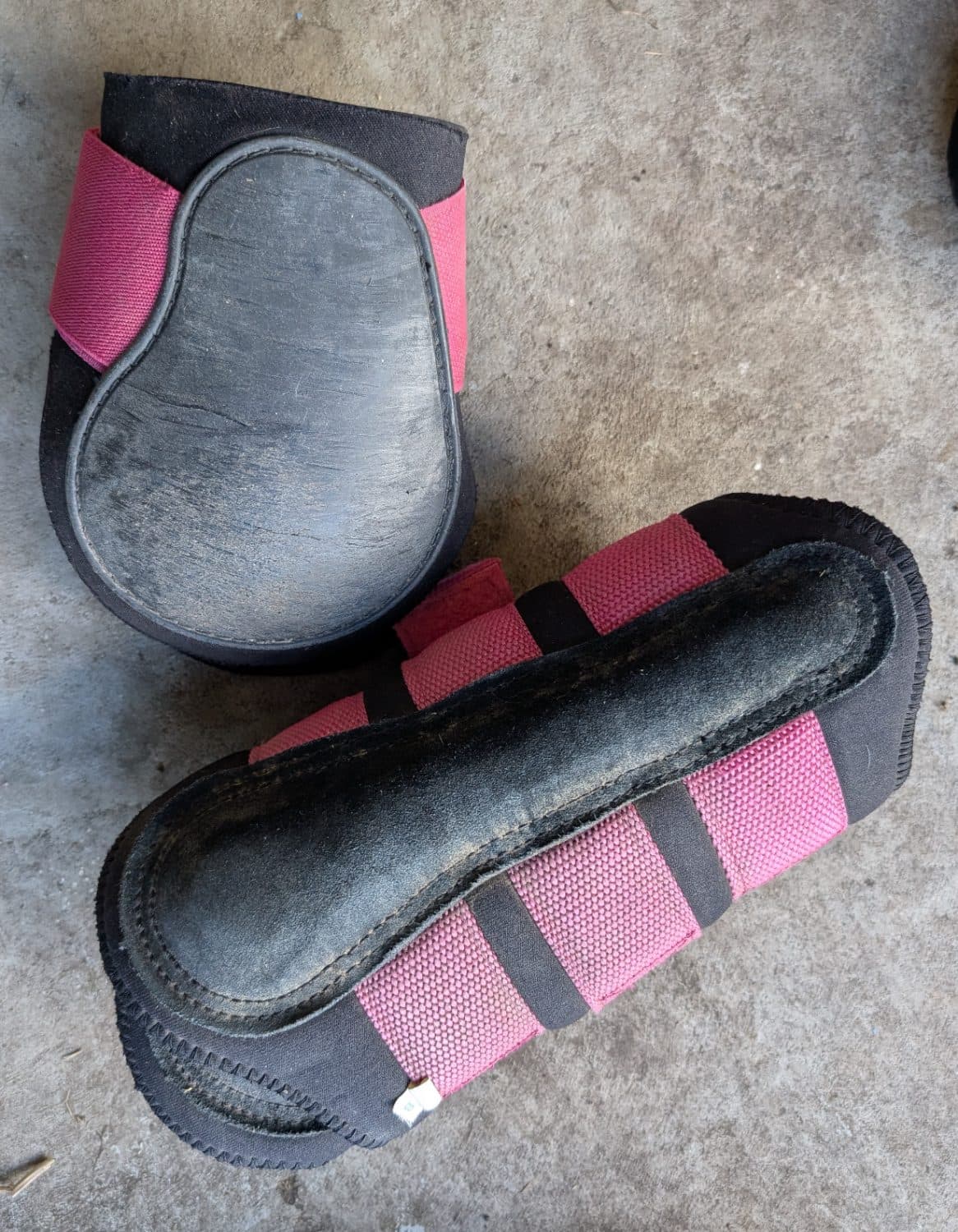 Saxon brushing boots — image 1