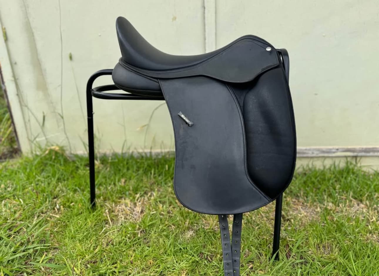 Wintec 500 dressage saddle 18” — image 1