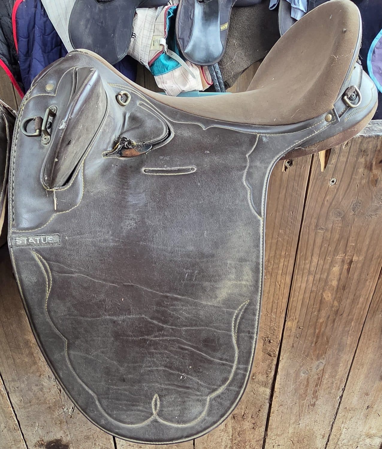 17" Status Stock Saddle good breaker saddle — image 1