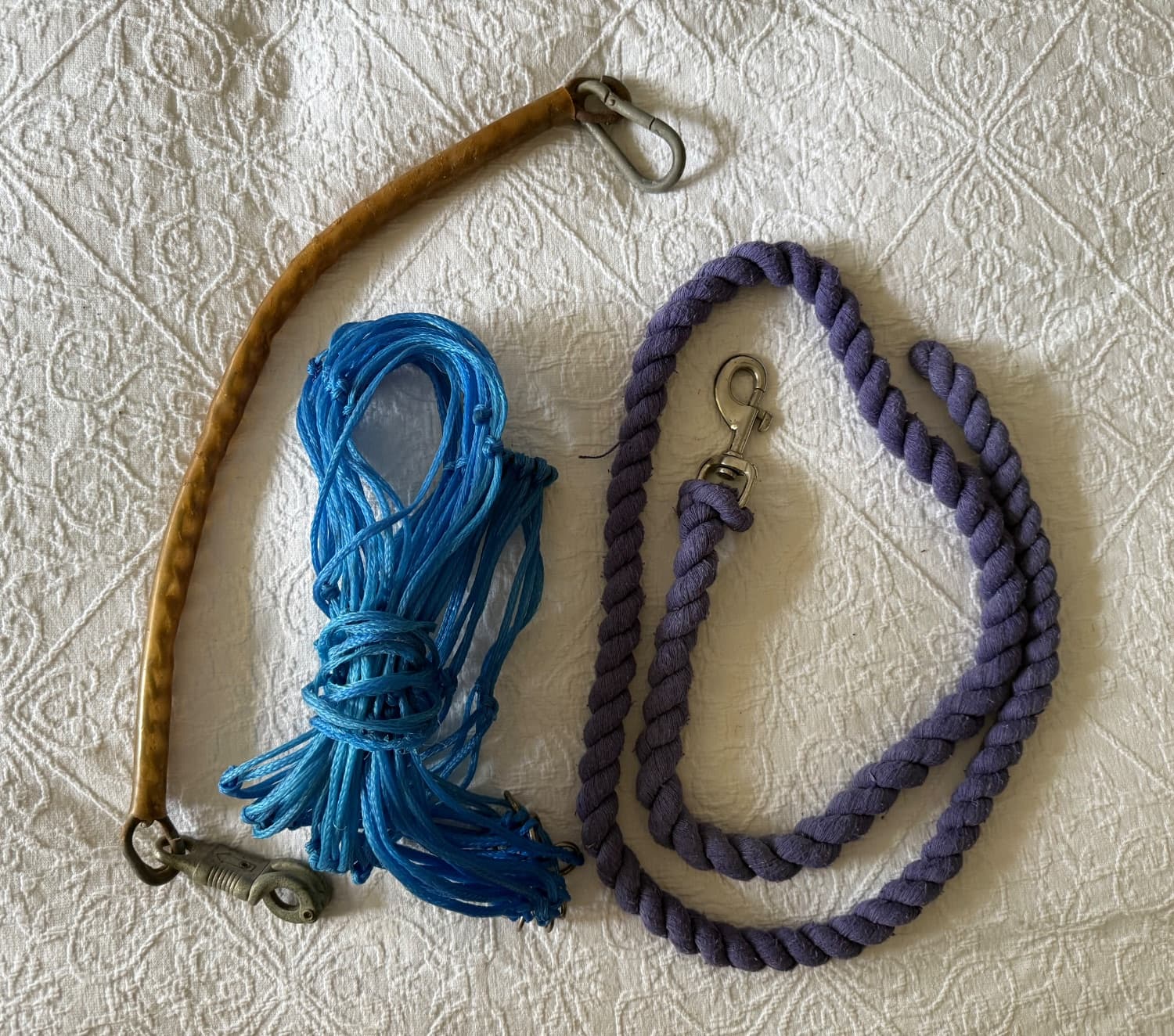 Lead Rope, Hay Net & Float Chain — image 1