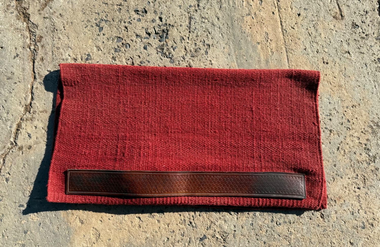 Western Saddle Blanket Red — image 1