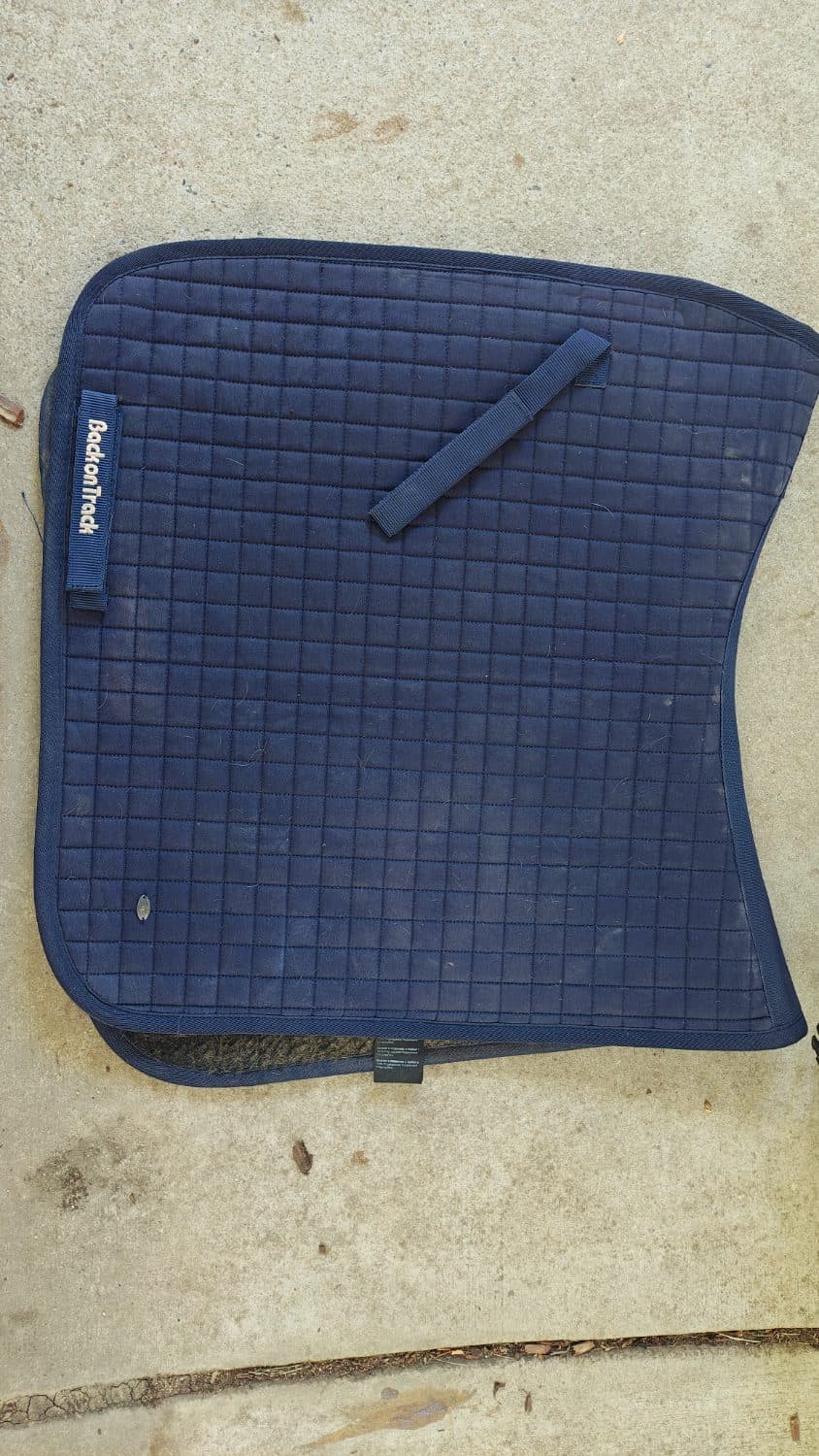 Back on Track saddle pad — image 1