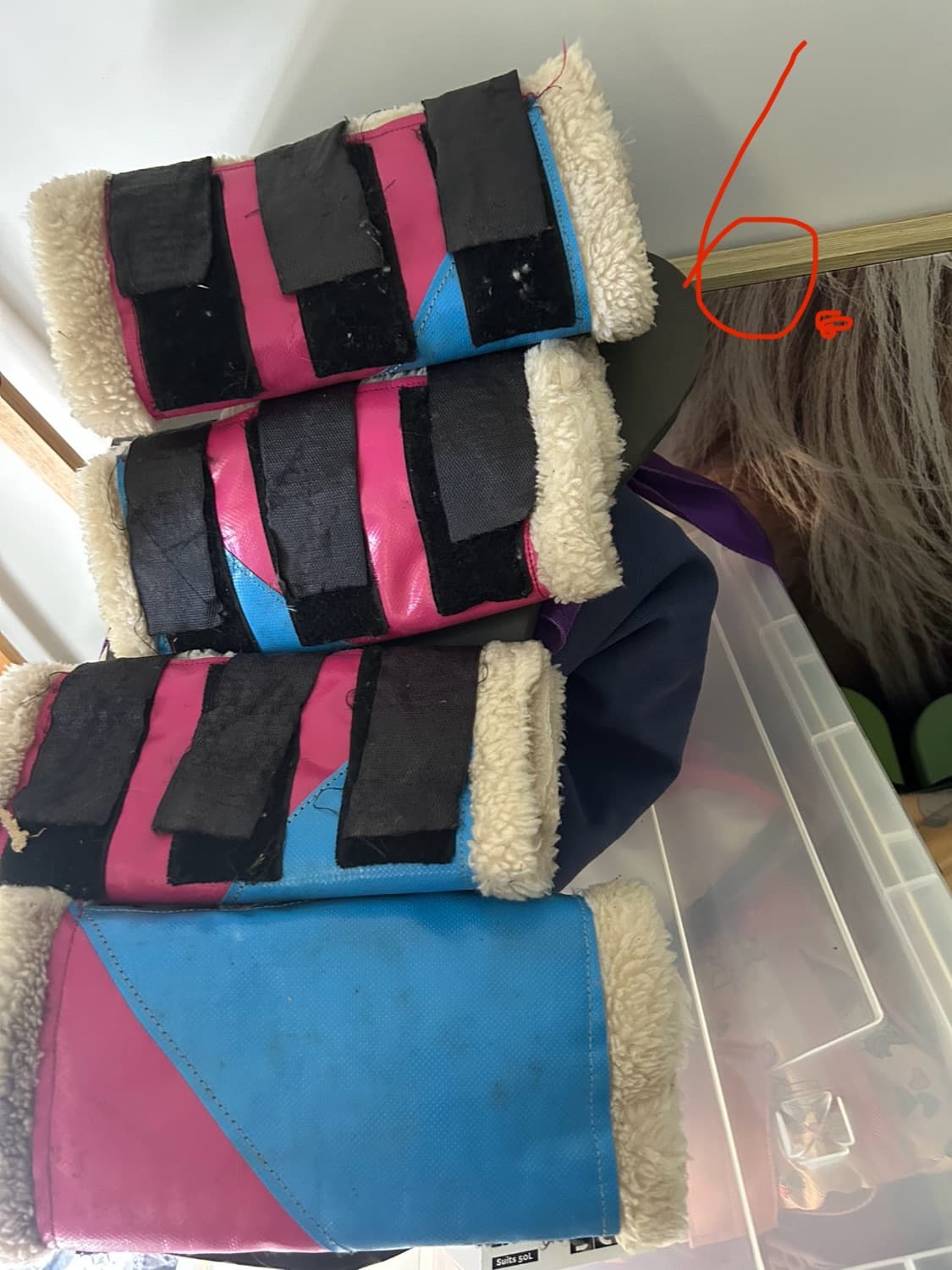 Horse boots — image 1