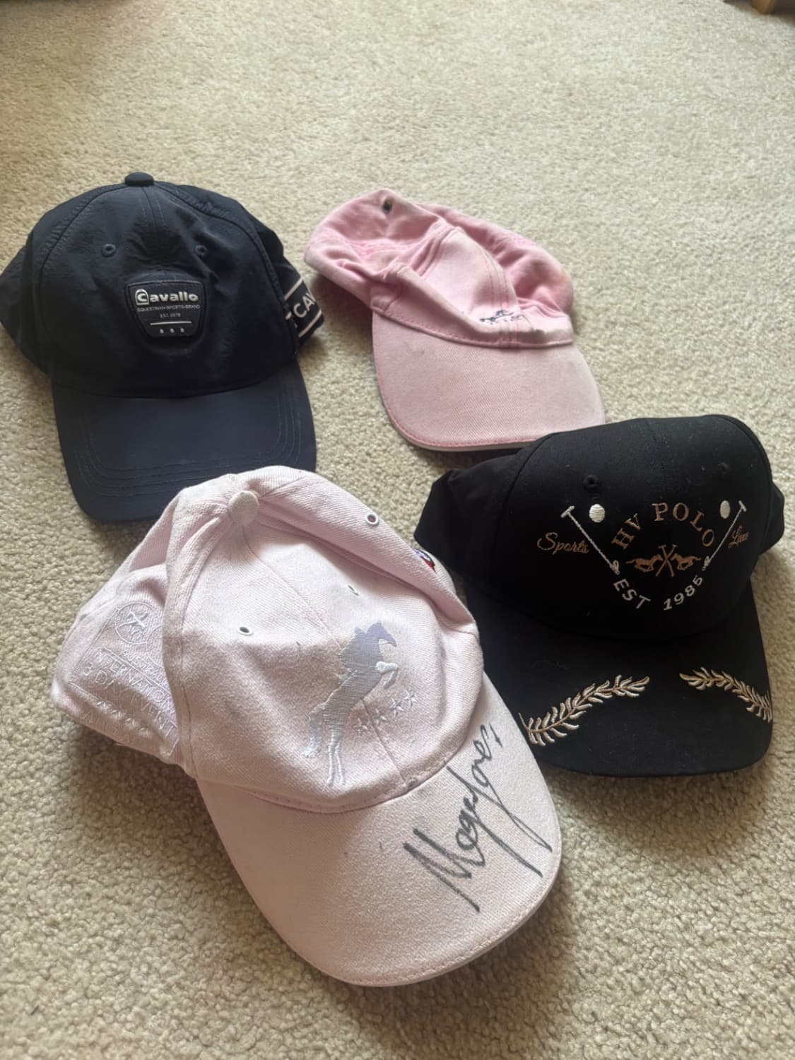 Equestrian caps — image 1