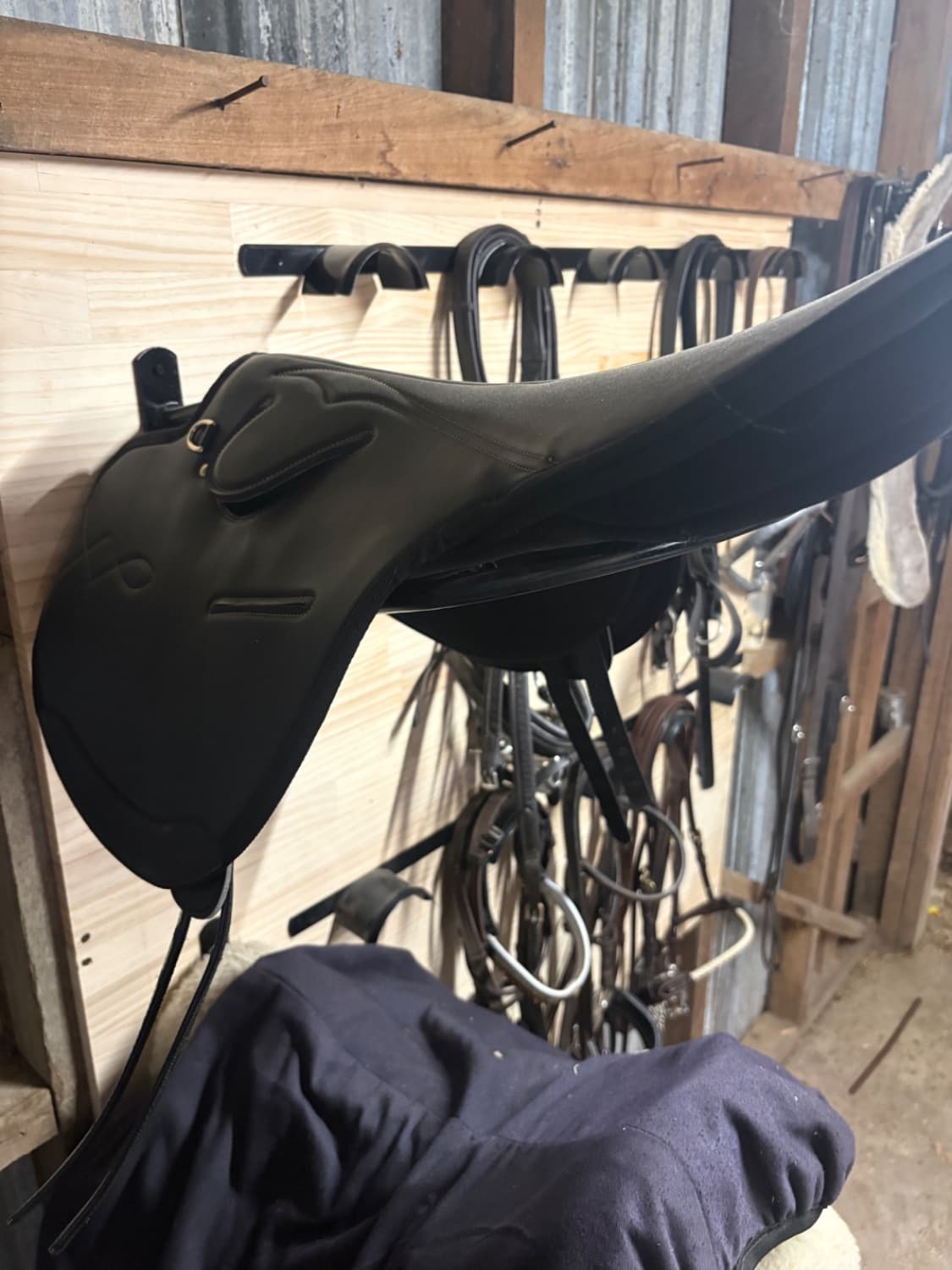 Synthetic Exercise Saddle — image 1