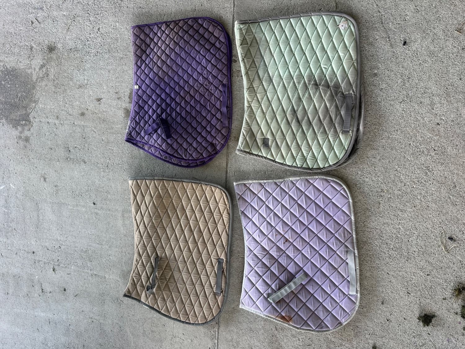 Assorted saddle pads — image 1