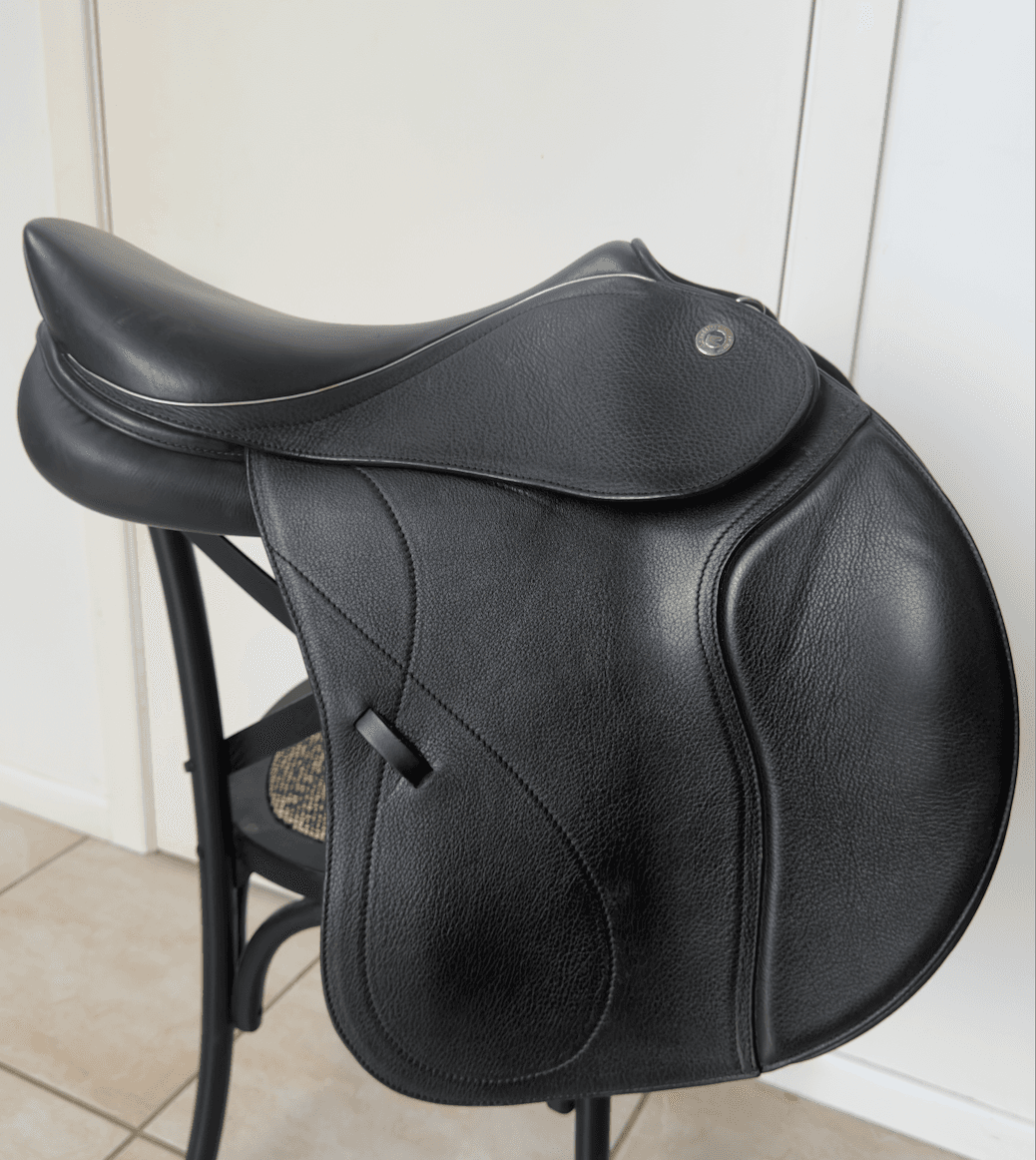 (SUPER RARE) DT SADDLERY GERMANY PEGASUS SADDLE JUMPING SADDLE — image 1