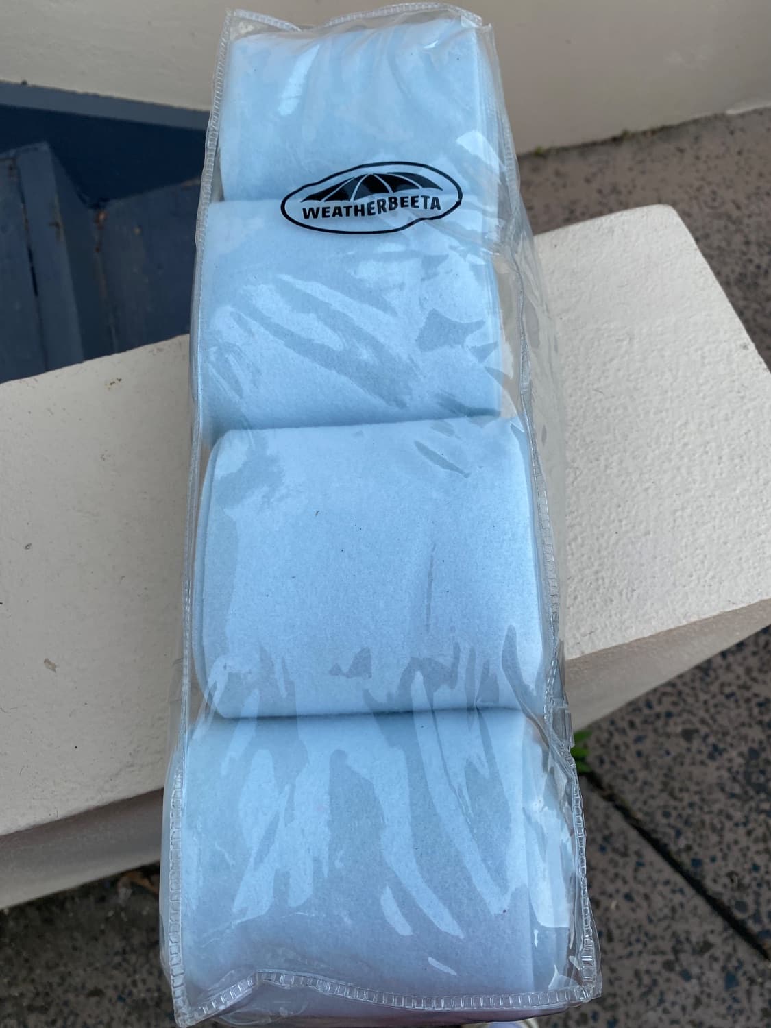 Weatherbeeta baby blue polo wraps — image 1