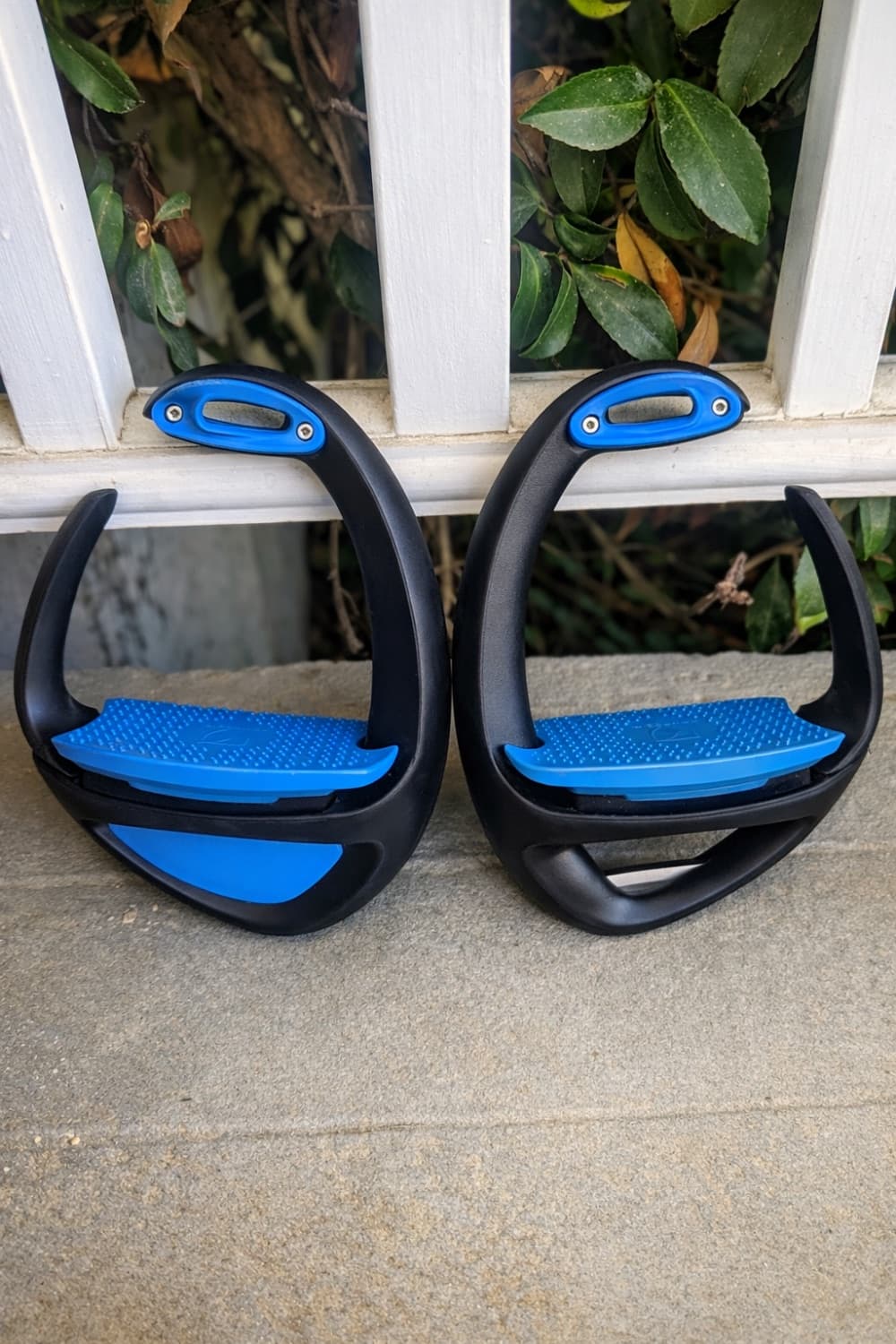 Compositi Ellipse Safety Stirrups — image 1