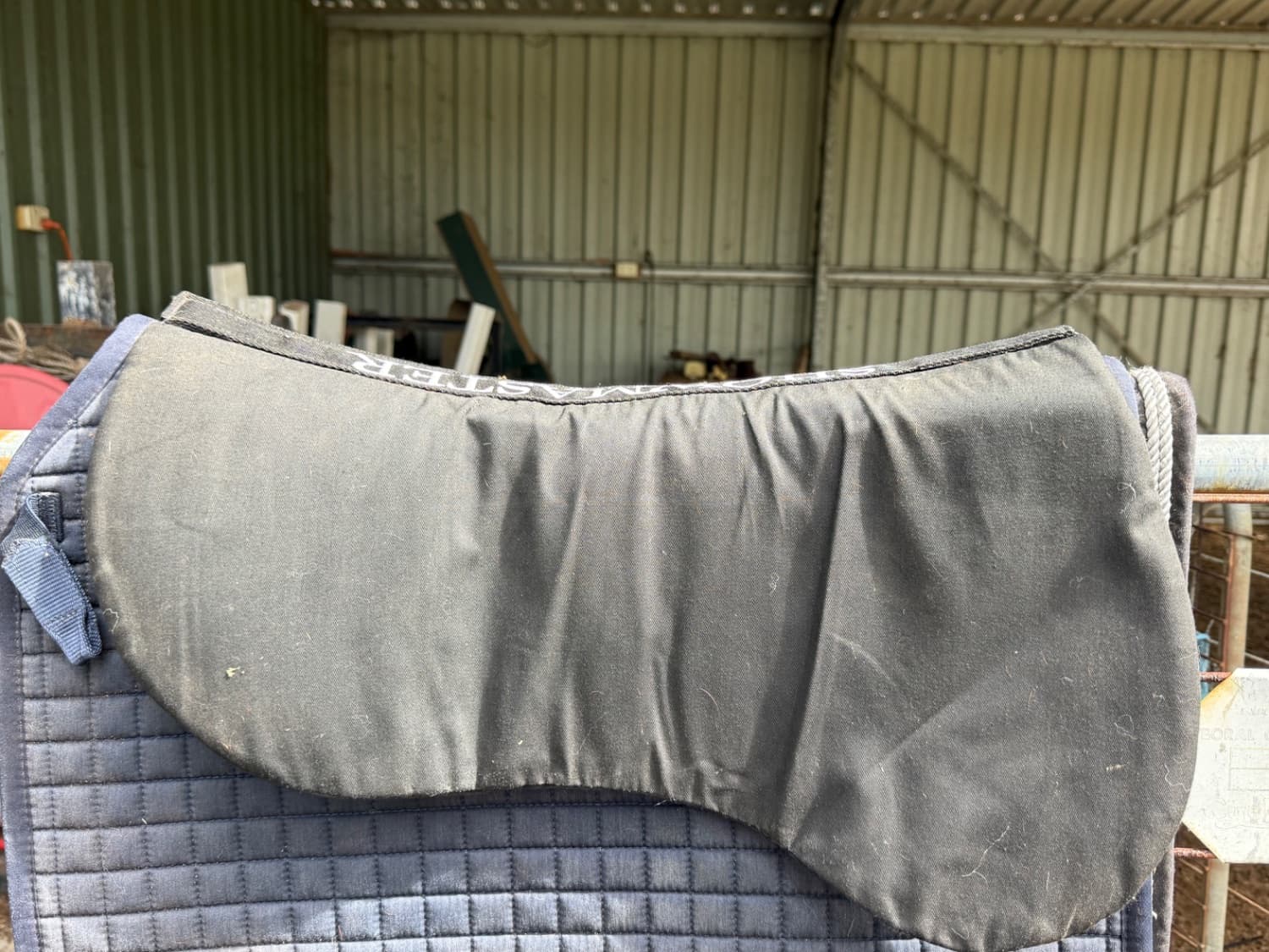 Showmaster pad riser with shims