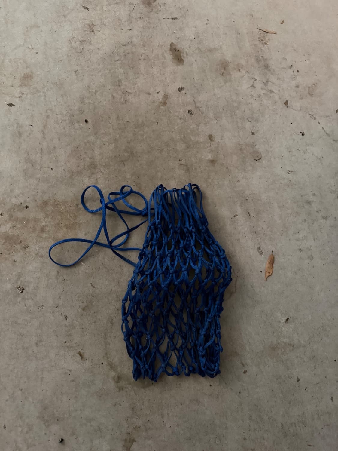 Small blue haynet — image 1