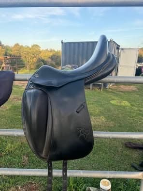 Prestige Helen D K Monoflap Dressage Saddle — image 1