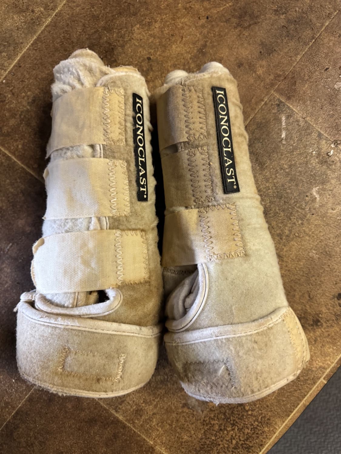 Iconoclast support boots — image 1