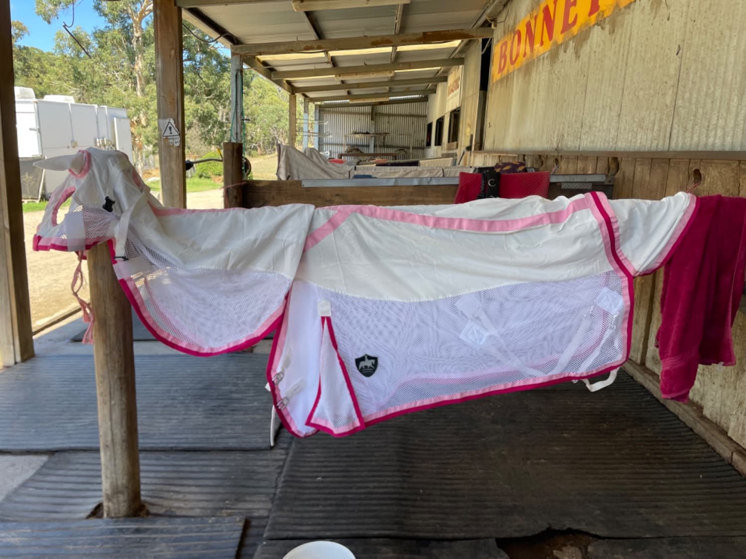 Gala Equine Hooded Flag/Mesh Combo — image 1