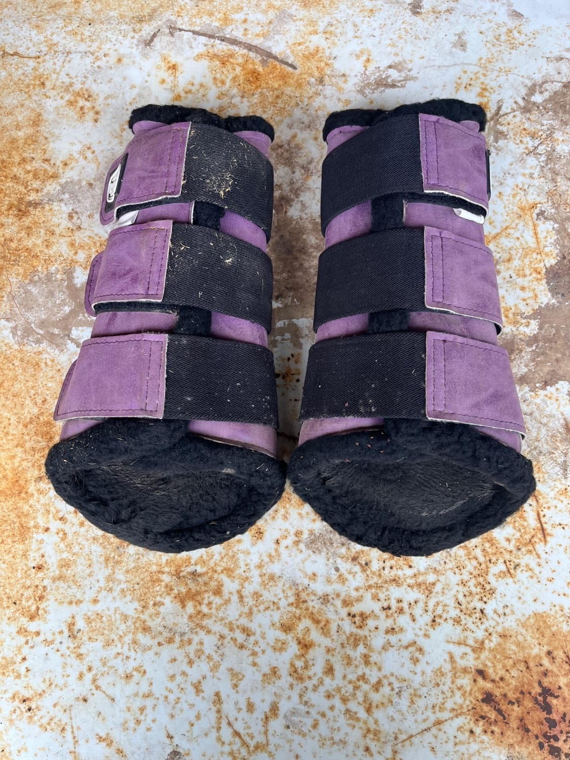 Brushing Boots — image 1