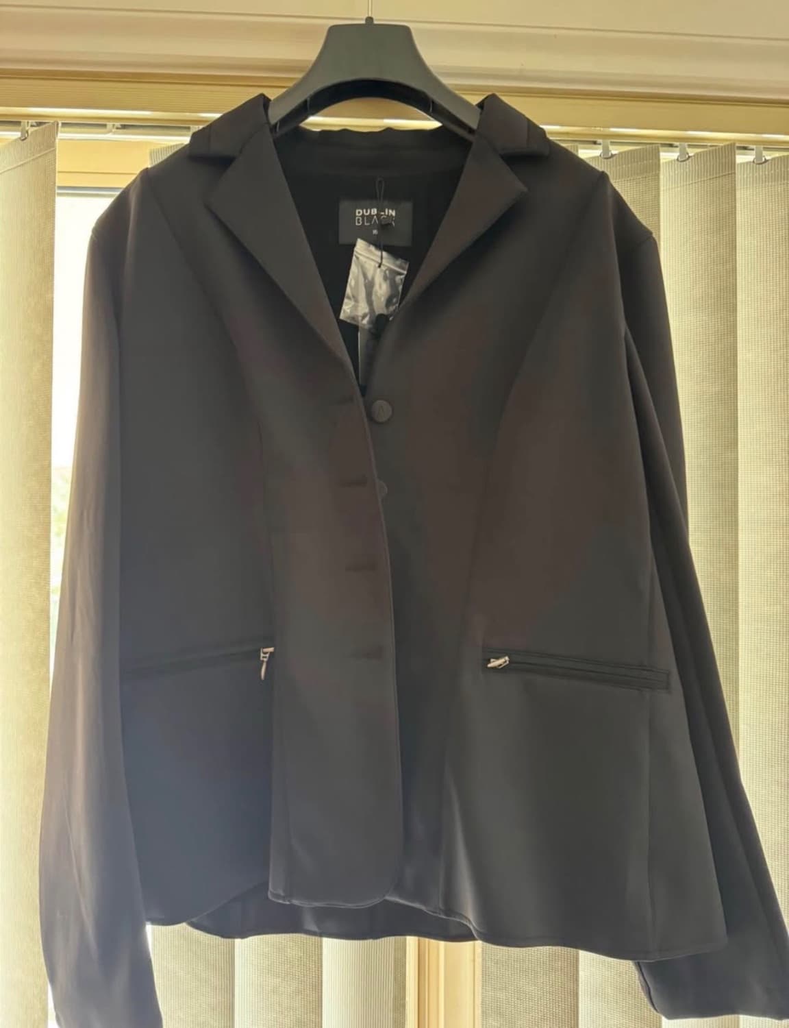 Women’s Dublin Black show jacket
