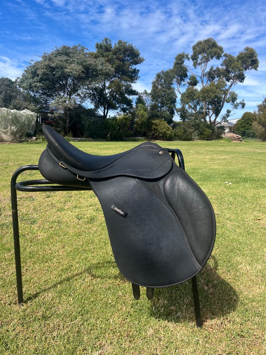 Wintec 2000 16.5 saddle — image 1
