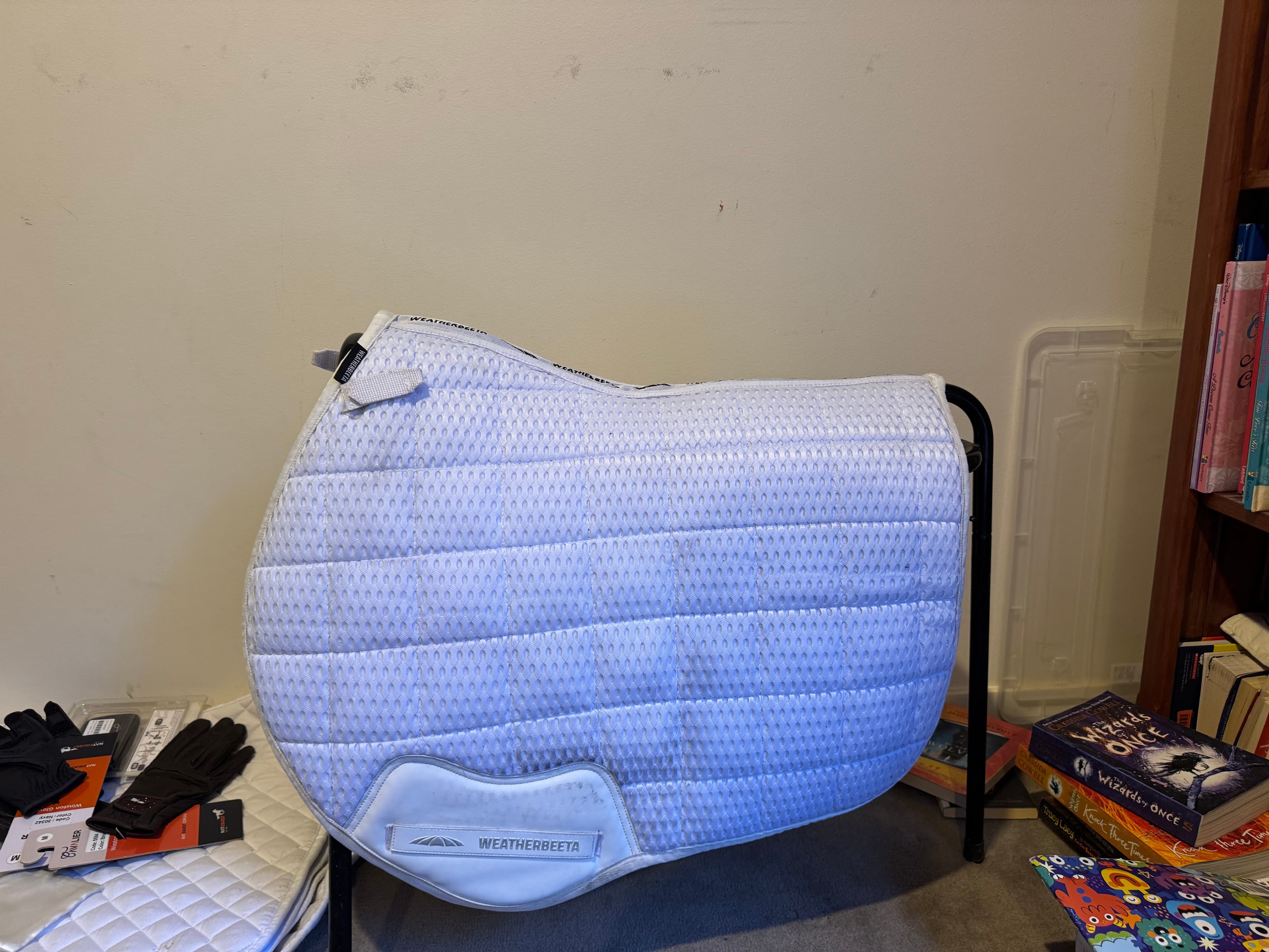 White Weatherbeeta Jump Pad x 2 — image 1