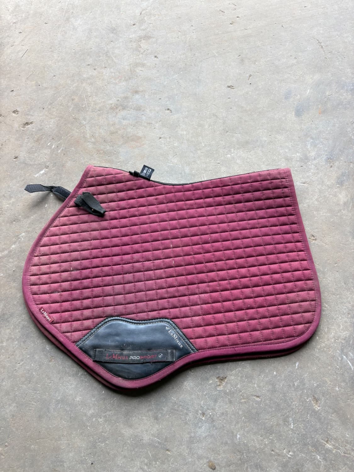 Burgandy CC Lumuiex Saddle Pad — image 1