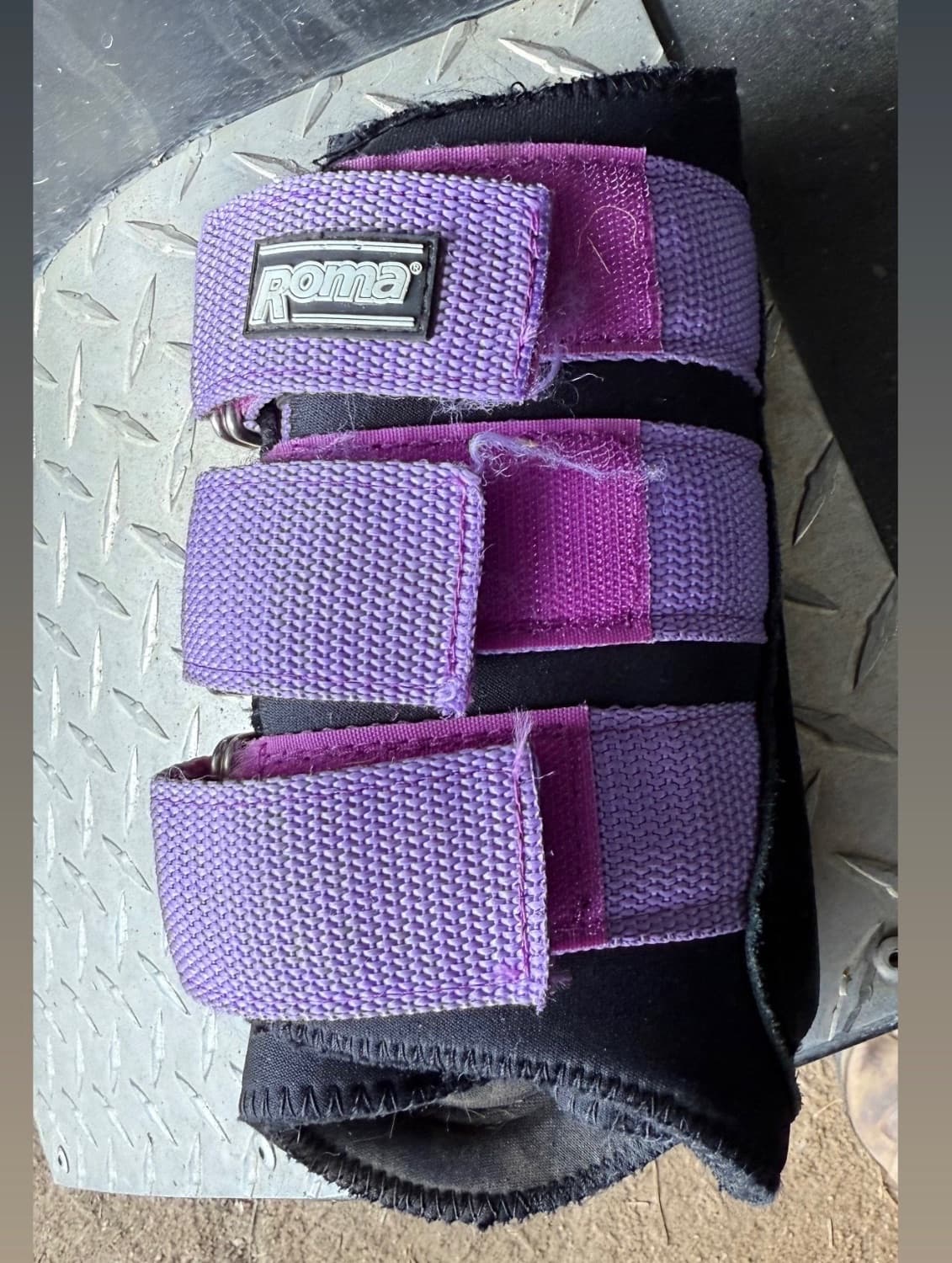Cob size Roma purple boots — image 1