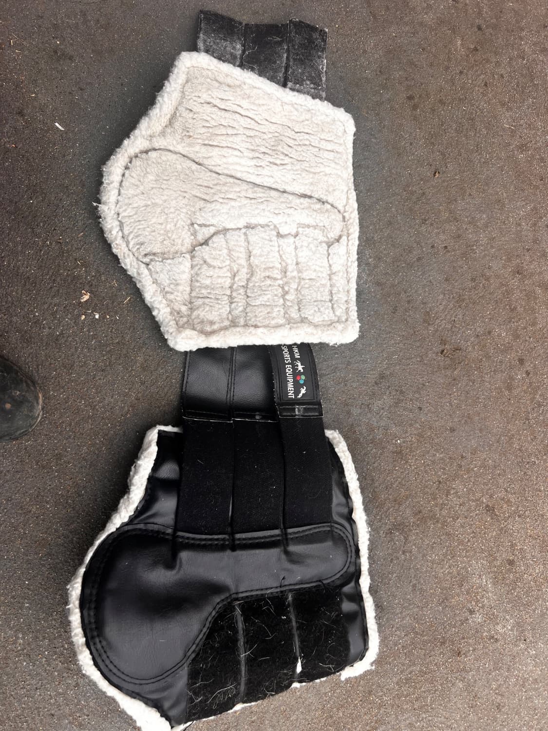 HKM Fleece Brushing Boots — image 1